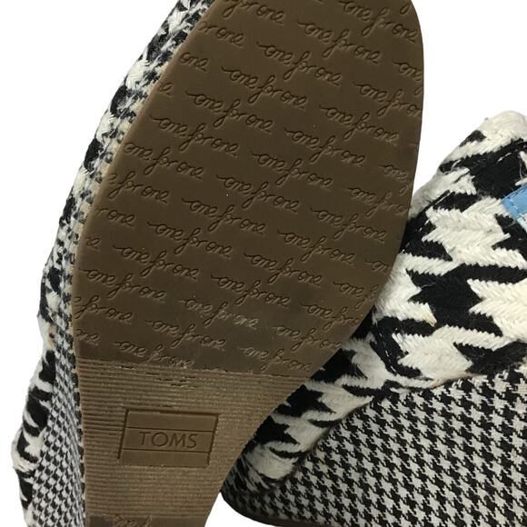 TOMS Scottish Houndstooth Wedges Peep Toe Black White Tweed Plaid sz 6 - Picture 13 of 13